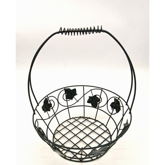 Vintage Green Metal Wire Ivy Leaf Pattern Basket - Picture 1 of 8